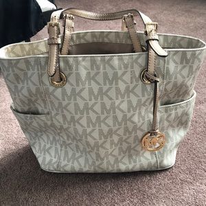 MK Purse